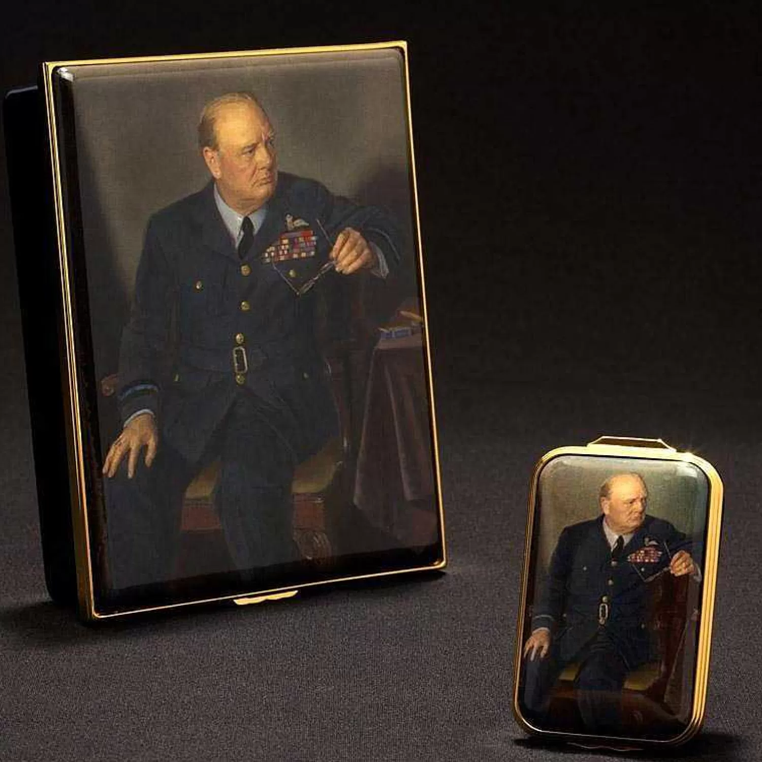 Halcyon Days Churchill Portrait By Douglas Chandor Prestige Box | Hot