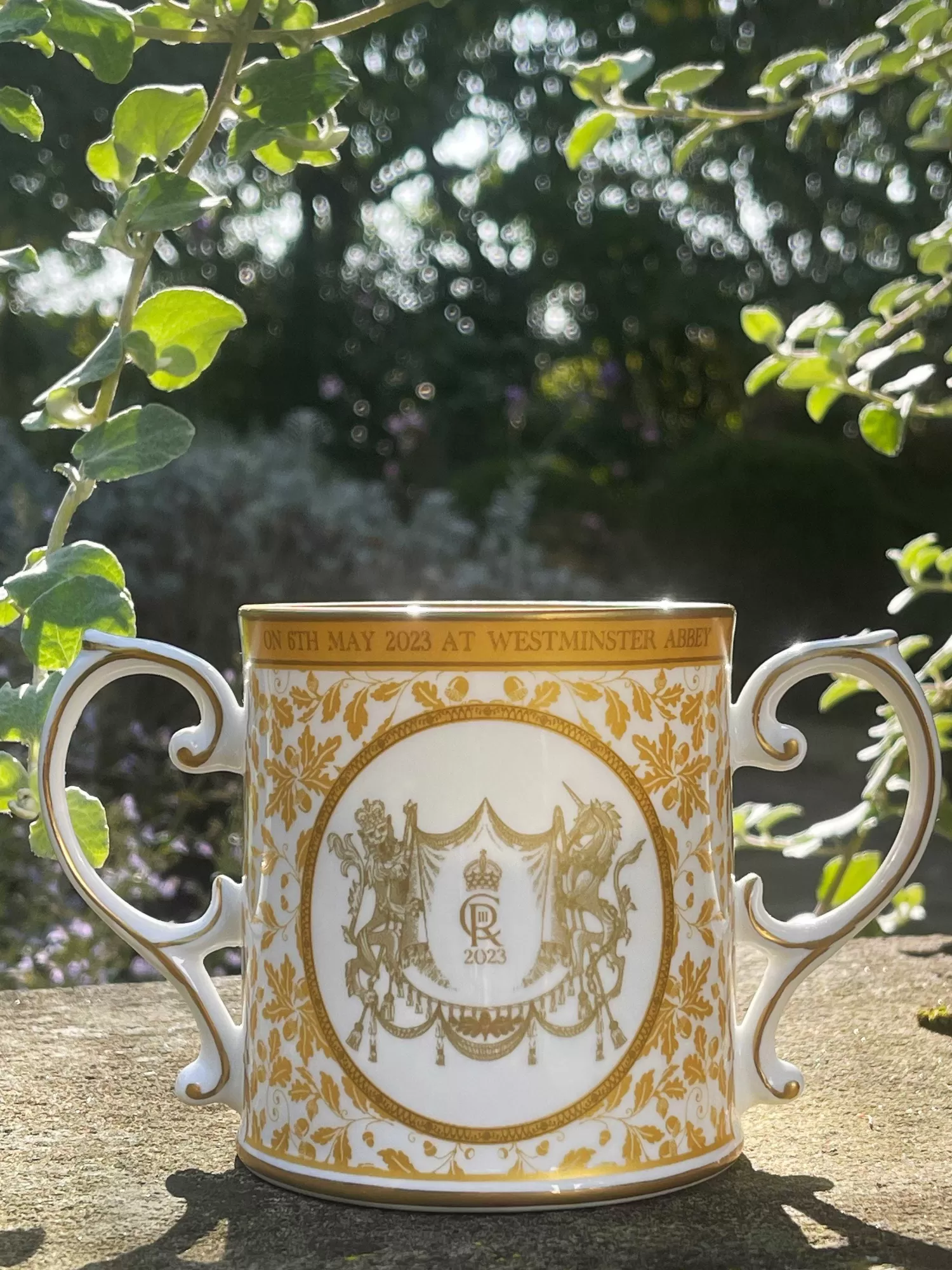 Halcyon Days Coronation Gold Loving Fine Bone China Cup | Shop