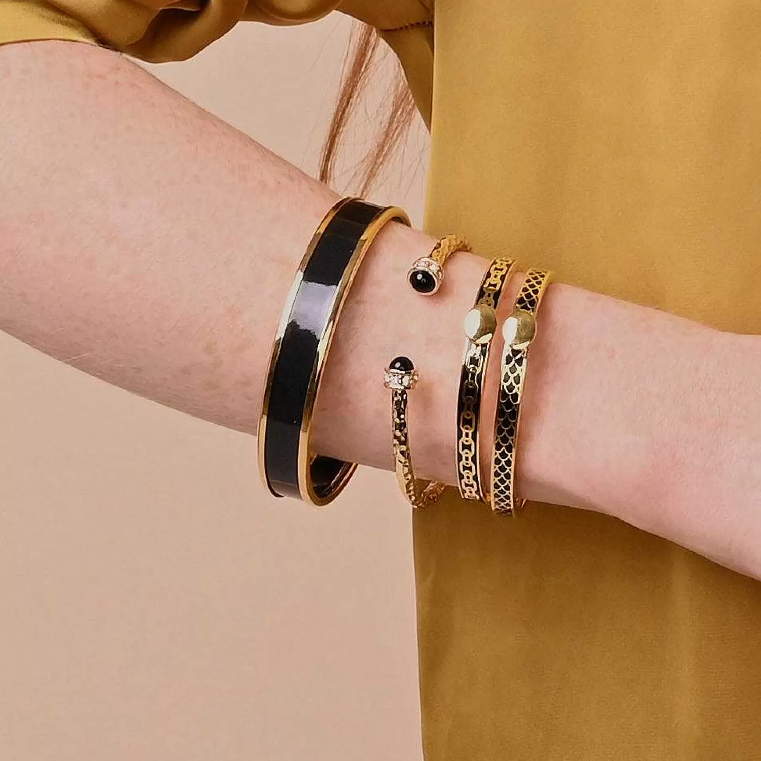 Halcyon Days Enamel Bangle In Black & Gold | Flash Sale